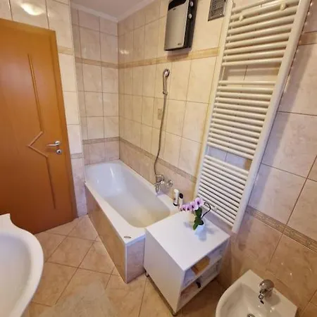 Apartman Apartma Aurora Hrase