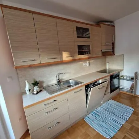 Appartement Apartma Aurora Hrase