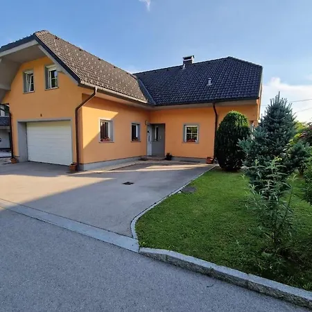 Appartement Apartma Aurora *