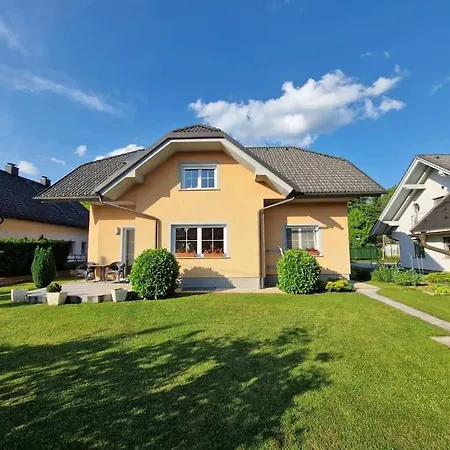 Apartma Aurora * Hrase