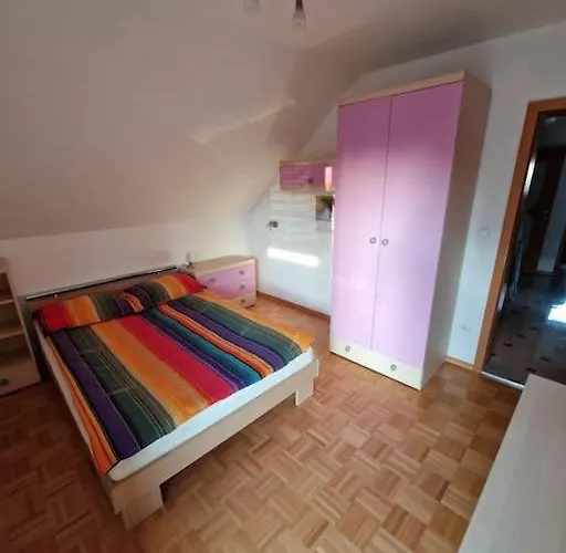 公寓 Apartma Aurora Hrase